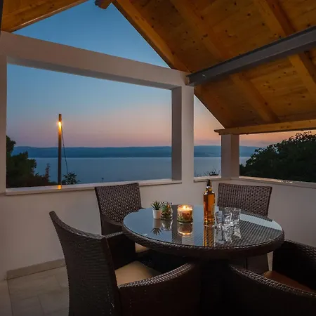 Ferienvilla Leoma Mit Privatem Pool * Marusici (Split-Dalmatia)