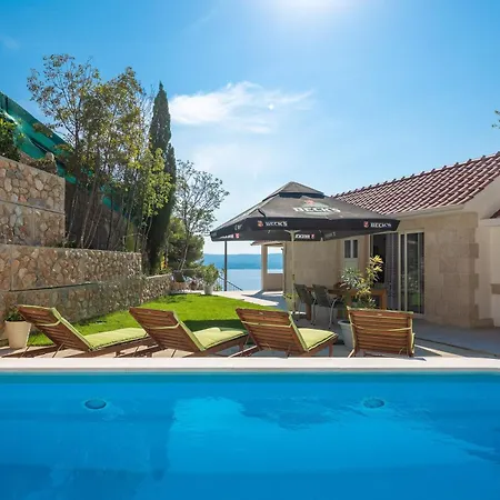 Ferienvilla Leoma Mit Privatem Pool * Marusici (Split-Dalmatia)