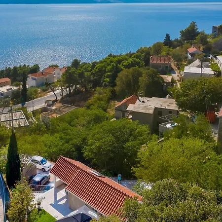 Ferienvilla Leoma Mit Privatem Pool Marusici (Split-Dalmatia)